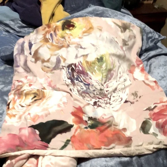 2 Anthropologie Floral Velvet Euro Pillow Sham Set of 2; 26”x26” - Picture 4 of 12